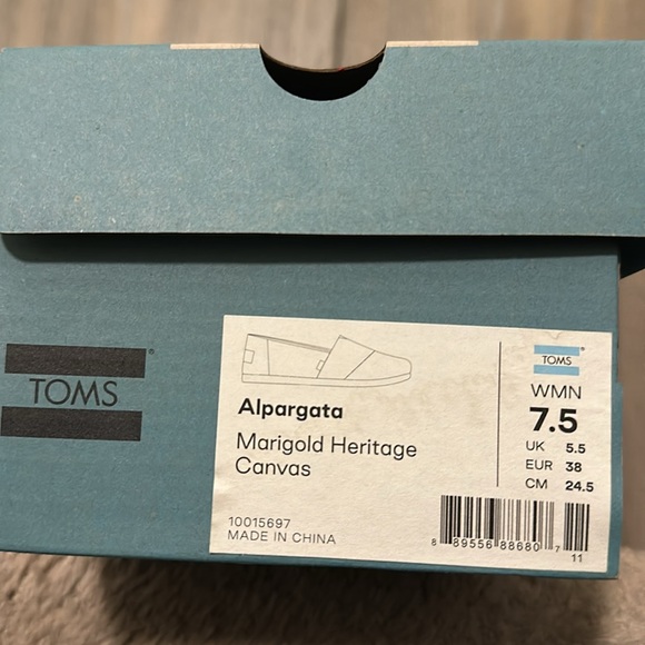 TOMS Marigold Heritage Canvas Alpargata Slip-On Shoes - Picture 3 of 4